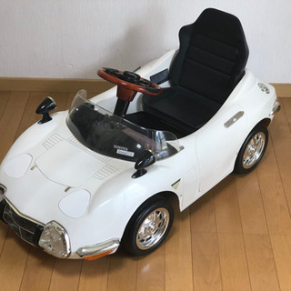 トヨタ2000GTの電動バッテリーカー