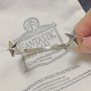 美品　FANTASTICMAN ファンタスティックマン　バングル