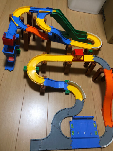 トミカレールセットおまけレール 車つき Yuko Takai 川崎のおもちゃ レールトイ の中古あげます 譲ります ジモティーで不用品の処分