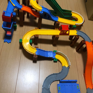 トミカレールセットおまけレール 車つき Yuko Takai 川崎のおもちゃ レールトイ の中古あげます 譲ります ジモティーで不用品の処分