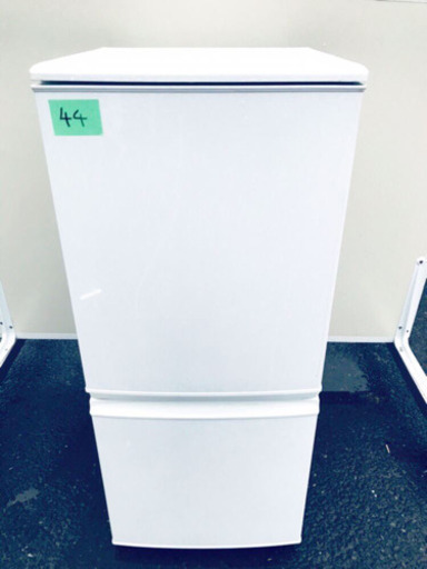 豪華で新しい 44番 シャープ✨ノンフロン冷凍冷蔵庫✨SJ-14Y-W‼️ 冷蔵庫