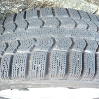 プジョー・シトロエン用ホイールスタッドレスタイヤセット4本 Pirelli 