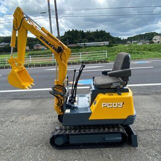 コマツ PC03-2 ミニユンボ（ミニ油圧ショベル）~1t 中古重機・建