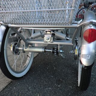 中古美品】自社配送可能 ブリヂストン BRIDGESTONE BW10 三輪自転車 