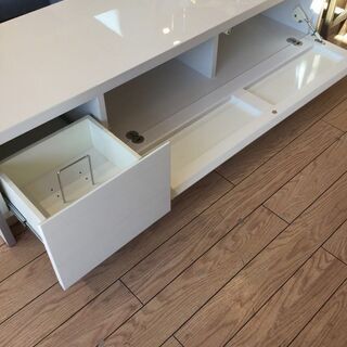 1枚扉ﾃﾚﾋﾞﾎﾞｰﾄﾞ ﾎﾜｲﾄ 【ﾄﾚﾌｧｸ桶川店】 1枚扉ﾃﾚﾋﾞﾎﾞｰﾄﾞ ﾎﾜｲﾄ 【ﾄﾚﾌｧｸ桶川店】