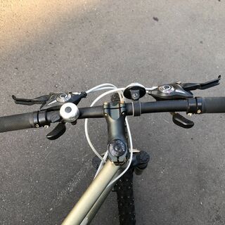 スパイクタイヤ　マウンテンバイク