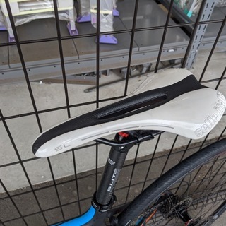 【手渡しのみ】 BH カーボンバイク Quartz DISC 105 2016年モデル