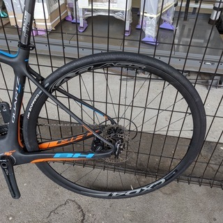 【手渡しのみ】 BH カーボンバイク Quartz DISC 105 2016年モデル