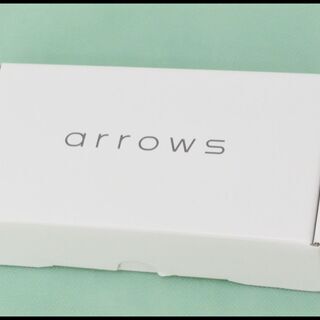 未使用 SIMフリー arrows M05 ホワイト 白 アローズ 富士通 FUJITSU