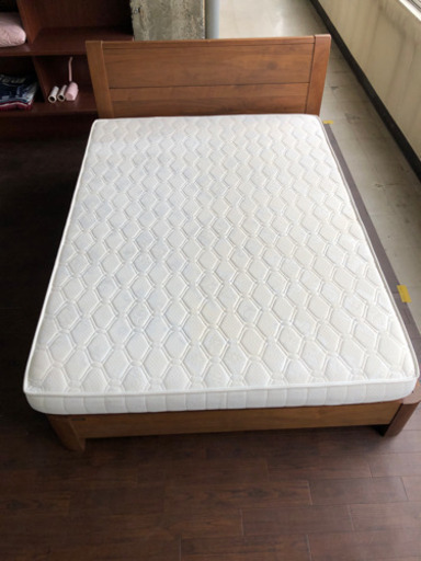 浜松市内配達します【再度値下げしました】マニフレックス　モデル246 ダブル　開封品
