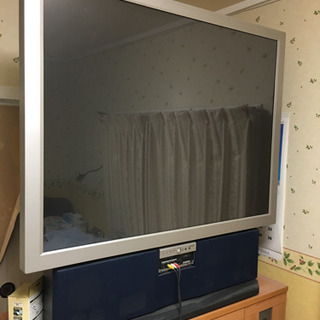 大型テレビ