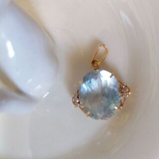 K18アクアマリントップ