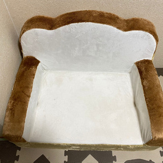 食パン型ソファ