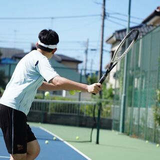 湘南でテニスコーチが簡単レッスンを行います！