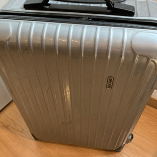 リモワ　スーツケース(無料)