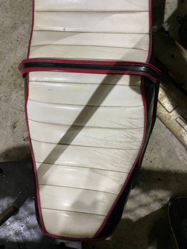 zrx400 の三段シートです！ ZRX400 白 三段シート ZRX400 白 三段シート