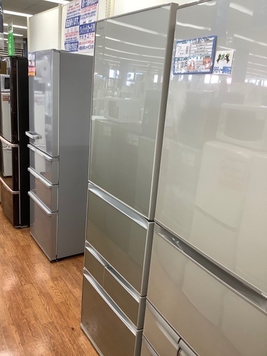 TOSHIBA5ドア冷蔵庫ご紹介です。