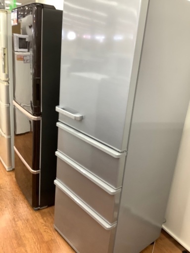 AQUA4ドア冷蔵庫のご紹介です