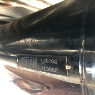 車のパーツ ランクル100 UZJ100W サクソン ? 2本出しマフラー 中古