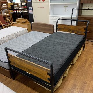 シングルベッド ブラック 売場展開中！！！