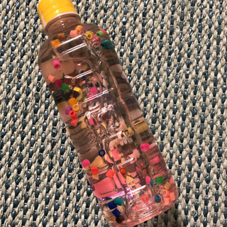 キラキラ　スノードーム　ペットボトル