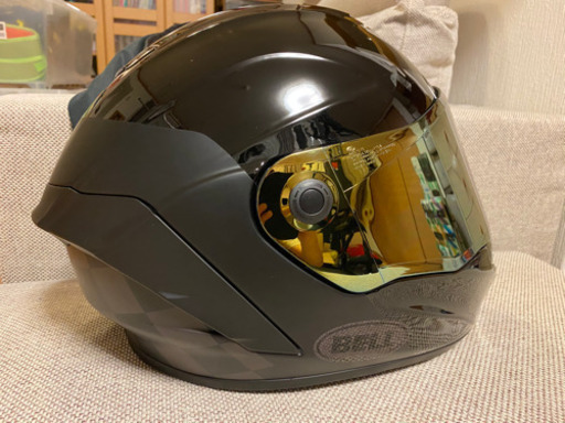 ✨超美品✨　Bellヘルメット　2020年 受注生産モデル　ダークゴールドミラーシールド付き