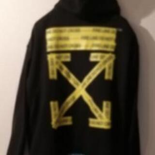 黒パーカーLサイズ