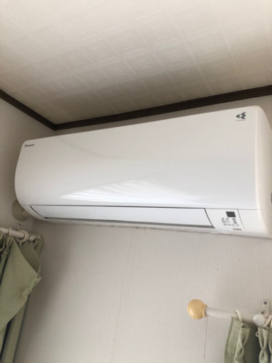 DAIKIN ダイキンルームエアコン AN-22RES-W 2014年 ②リモコン付き 取り外し済み