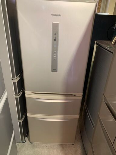 お値下げ致しました】Panasonic 5ドア冷蔵庫 NR-E435T-N 2011年 お値下げ致しました】Panasonic 5ドア冷蔵庫 NR-E435T-N 2011年