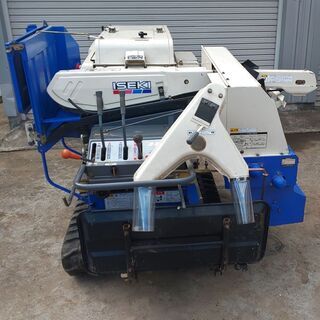 鹿児島発 イセキ ガソリンエンジンハーベスタ HMG73 カッター付き