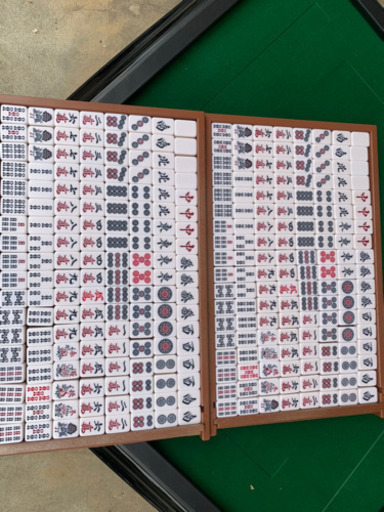 【電動‼️】マージャン卓を、50000円にてお譲りいたします 電動‼️】マージャン卓を、50000円にてお譲りいたします