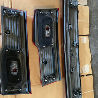 エルグランド　Ｅ52 前期　テールランプ