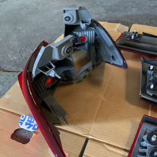 エルグランド　Ｅ52 前期　テールランプ