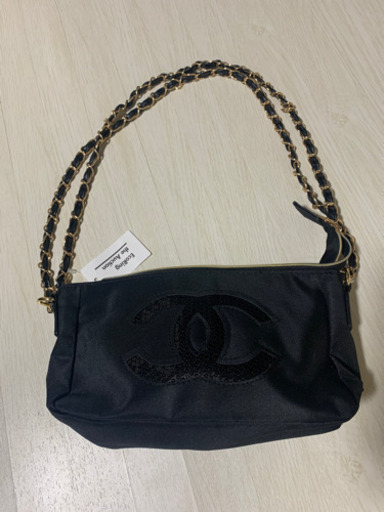 CHANEL ノベルティ　ショルダーバッグ