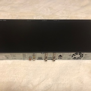 【他サイトにて売れました】2018年製SHARP AQUOS BD/DVD/HDレコーダー31000円でお譲りします