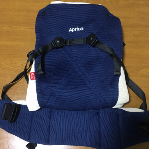 アップリカ コランcts Ab コンフォート ネイビー 抱っこ紐 りくちゃんっ 愛宕橋の靴 バッグの中古あげます 譲ります ジモティーで不用品の処分