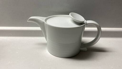 ★値下げ★白山陶器★ミストホワイトポット★サイズ小★ストレーナー付★グッドデザイン賞受賞★USED品★