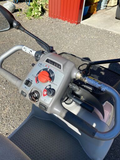 ホンダ モンパル 電動式シニアカー 2