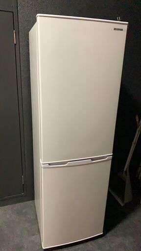 【美品】アイリスオーヤマ ノンフロン冷凍冷蔵庫 AF162-W 162L 2020年製