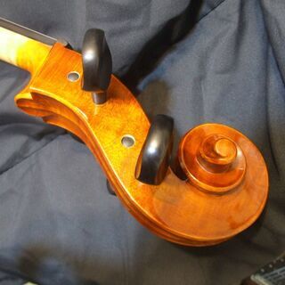 メンテ済み 新品同品 鈴木バイオリン 展示品 美品 チェロ 2018年 CELLO No74 7/8 虎杢 新品 定価44万円 試奏歓迎 手渡し可能 発送可能（一部の地域除く）中古チェロ 管理2314