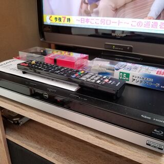 土日限定！ULTRA HD 2TB 3番組録画　アクオスBD-UT2100 l_K0000946590.jpg