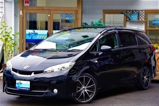 黒のアルミホイールがかなりかっこいいですよ ウィッシュ オトロン足立店 竹ノ塚のウィッシュの中古車 ジモティー