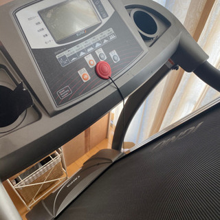 ルームランナー　ランニングマシン　トレッドミル