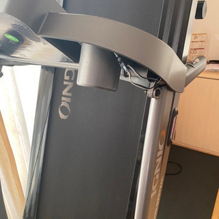 ルームランナー　ランニングマシン　トレッドミル
