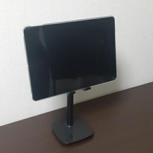 【ほぼ未使用】iPadセット 背面カバー、スタンド付き