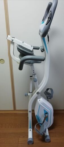 フィットネスバイク エアロバイク 連続使用時間50分 折りたたみ式 ...