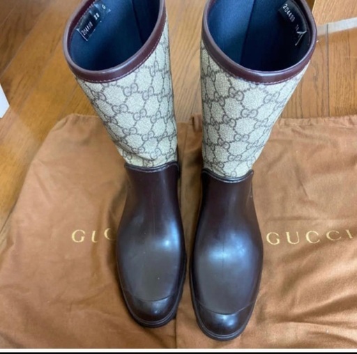 グッチ　レインブーツ\u0026ハンドバック　早いもの勝ち