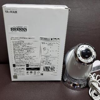 顔のたるみ、シワに困ってる人 YA−MAN HRF17-W