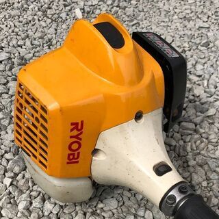 リョービ エンジン式刈払機 EKK-2620 中古