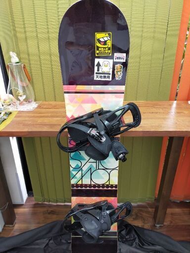 スノーボード　SALOMON142
